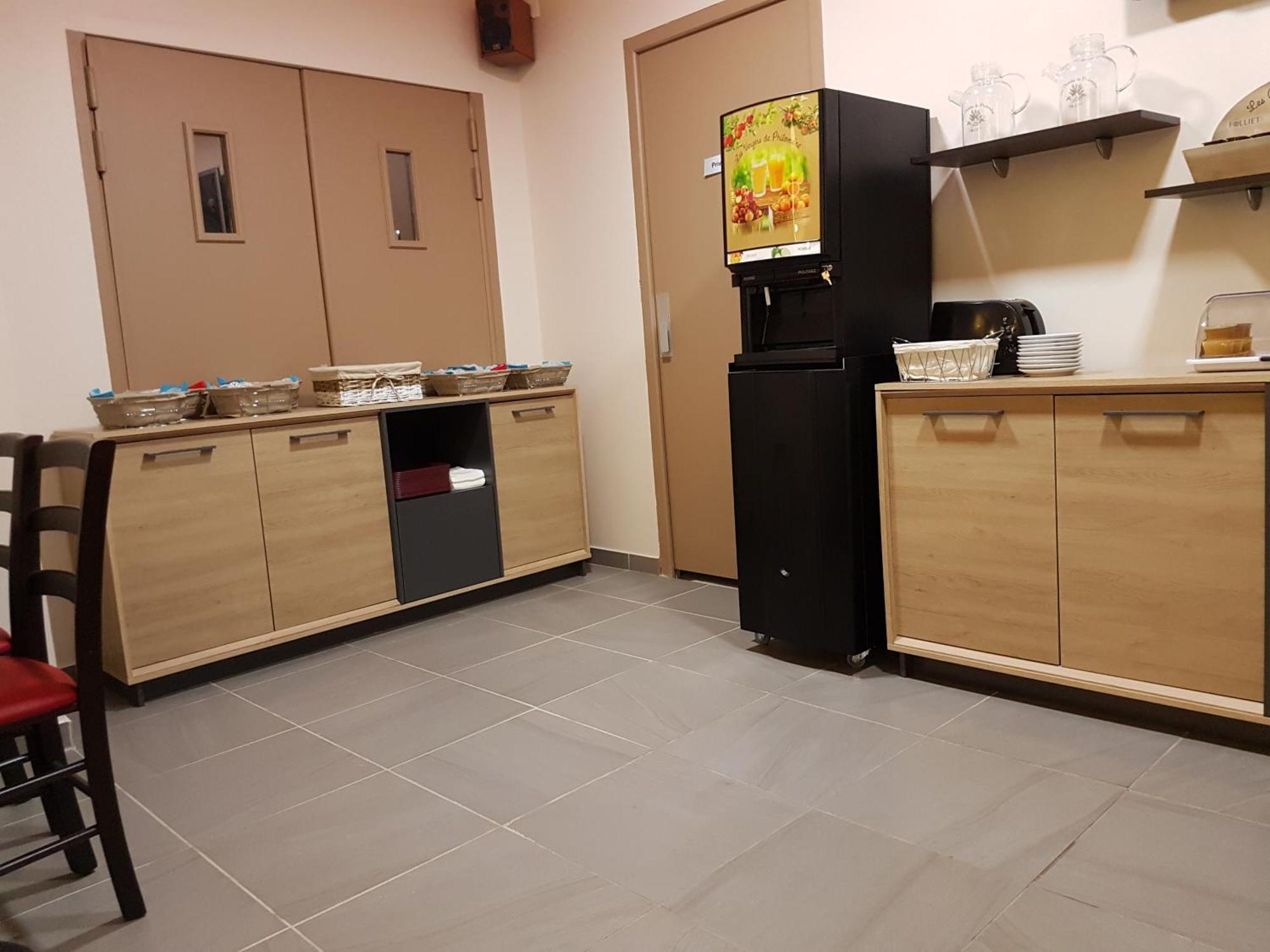 Nevers Hotel Luaran gambar