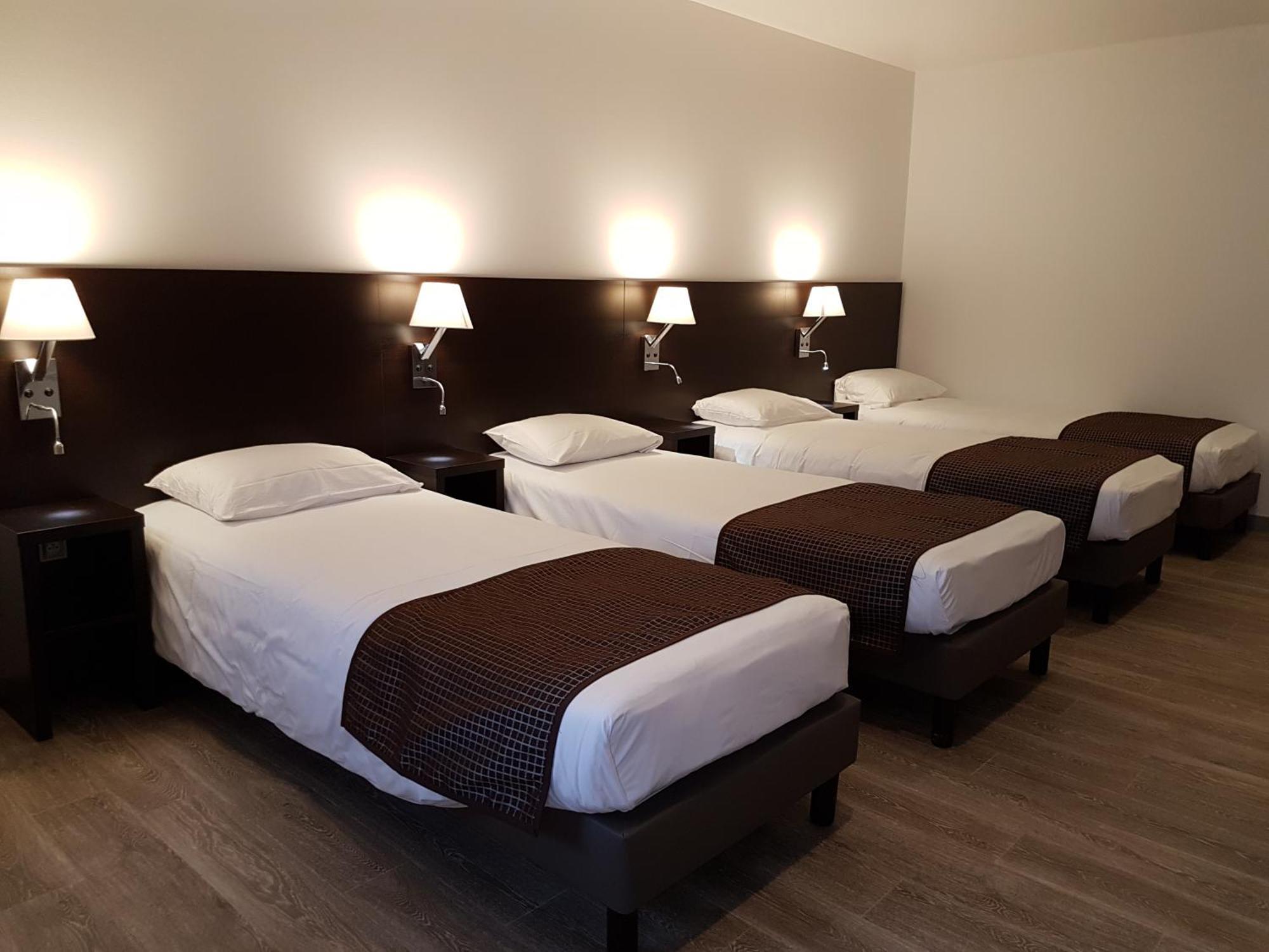 Nevers Hotel Luaran gambar