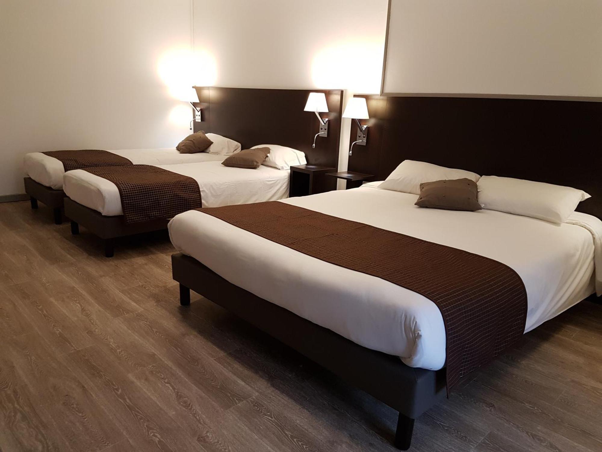 Nevers Hotel Luaran gambar