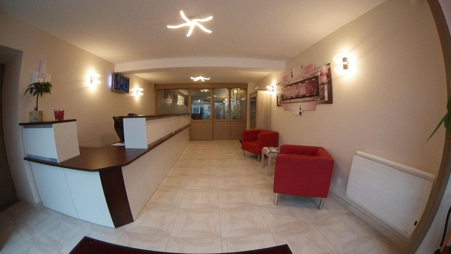 Nevers Hotel Luaran gambar