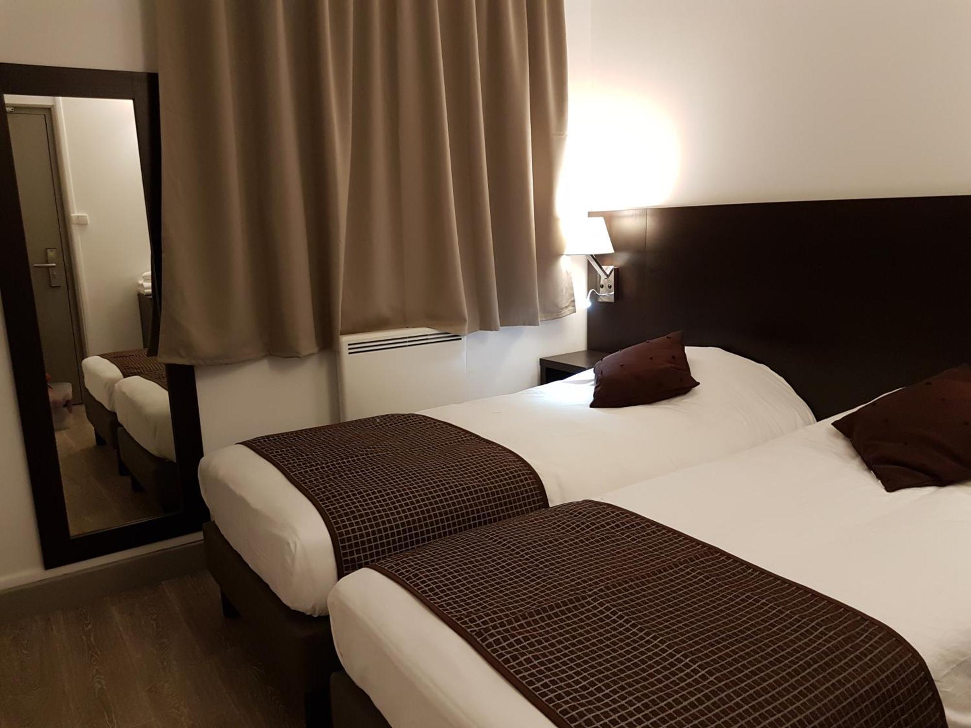 Nevers Hotel Luaran gambar